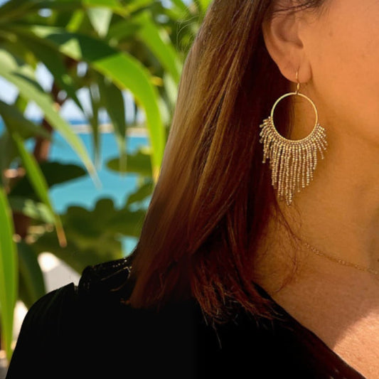 Boucles d'oreilles Médusa — taupe satiné, tissées main en perles Miyuki Delica | ATMY Bijoux