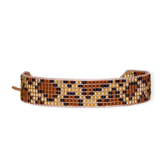 Bracelet Charly motif léopard en perles Miyuki dorées, cognac et noires – bijou fait main ATMY Bijoux