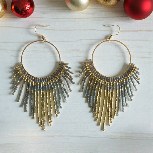 Boucles d’oreilles Médusa – Gris satiné et doré
