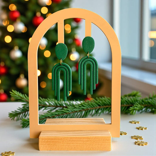 Boucles d’oreilles Alma verte en pâte polymère, création artisanale ATMY Bijoux.