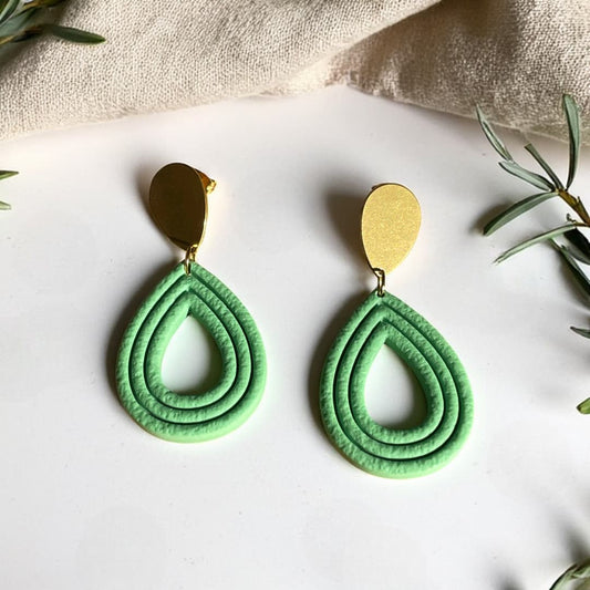 Boucles d’oreilles Héra en forme de goutte, pendentifs en polymère avec attache dorée