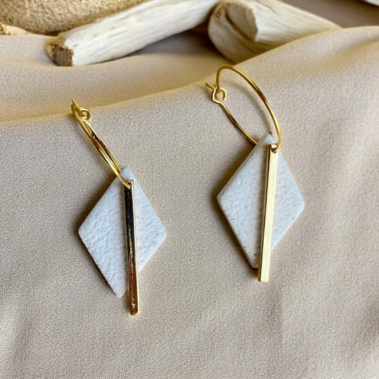 Boucles d’oreilles Solène – design graphique en polymère texturé et doré 24k – ATMY Bijoux